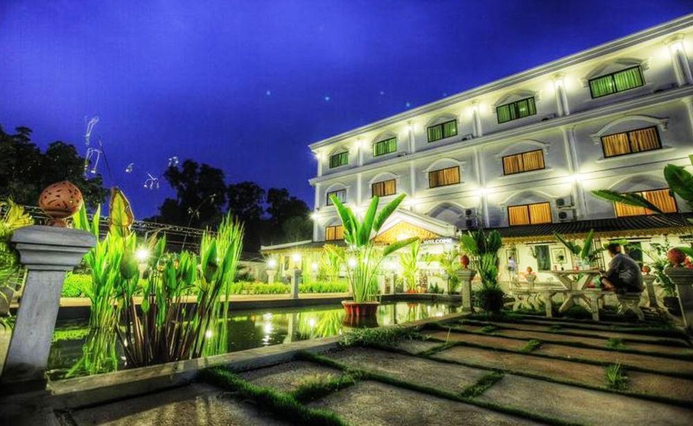 Galaxy Angkor Boutique Hotel Сіємреап Екстер'єр фото