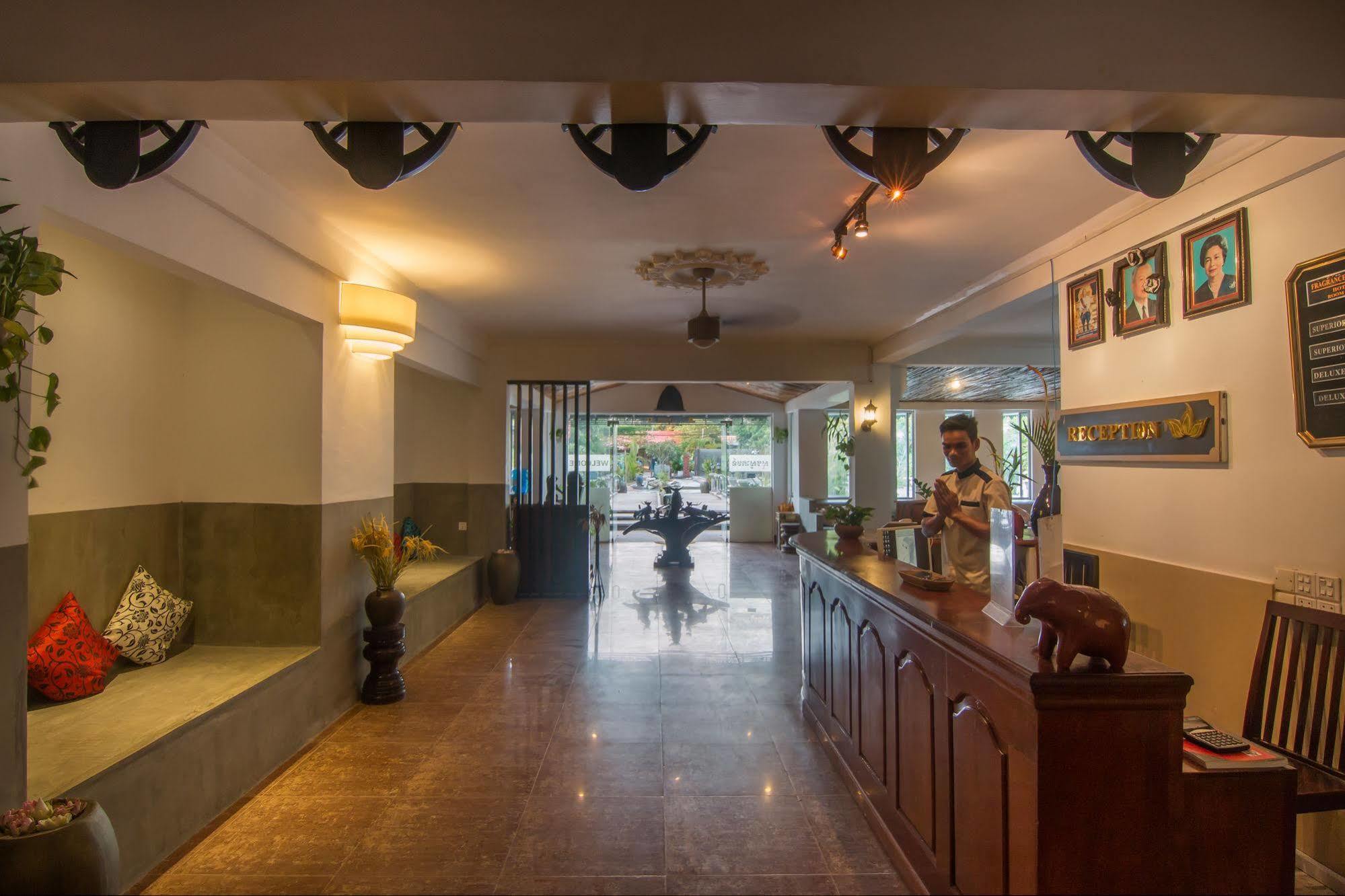 Galaxy Angkor Boutique Hotel Сіємреап Екстер'єр фото