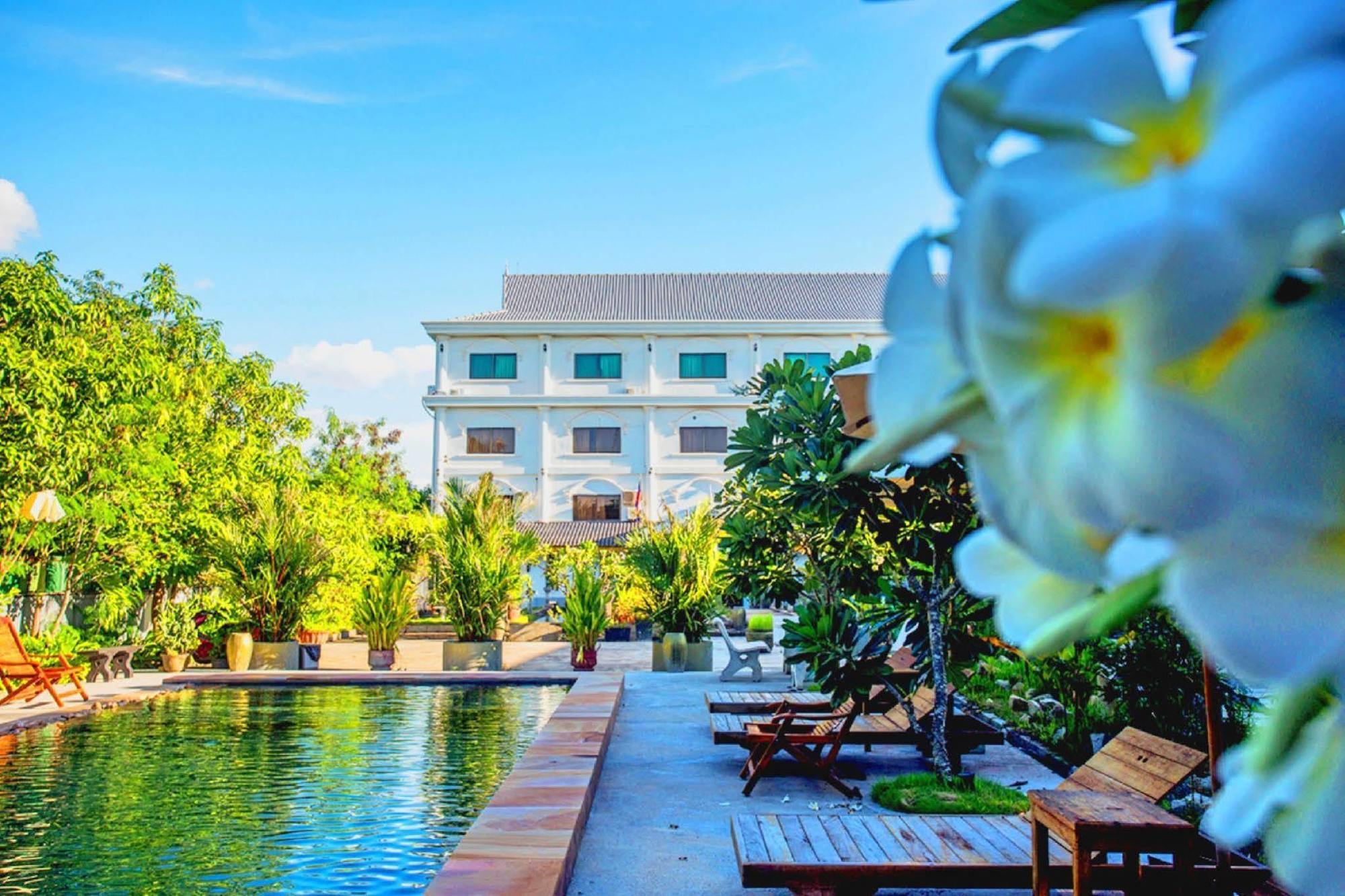 Galaxy Angkor Boutique Hotel Сіємреап Екстер'єр фото